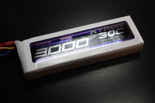 SLS XTRON 3000mAh 6S1P 22,2V 30C/60C